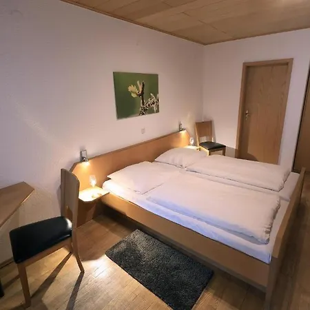 Gaestehaus Am Westtor بريكسنشتات